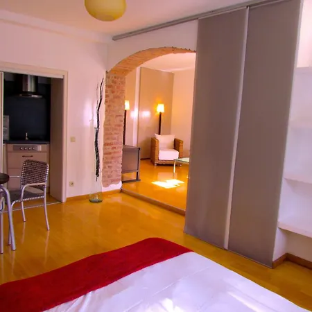 Style Comfort Silence